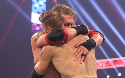 WWE传奇组合“E&C”有望重组！罗曼雷恩斯与杰乌索不能再以多欺少