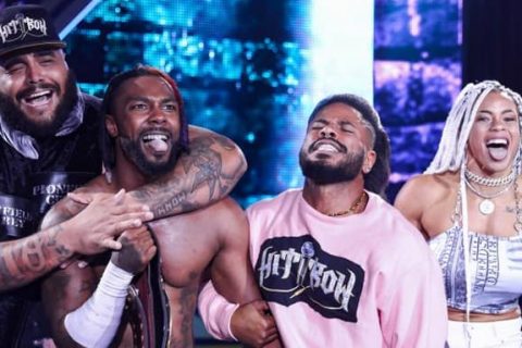 WWE NXT 第628期：中国双星携手出战 马丁内斯惨遭李霞旋风腿踢晕