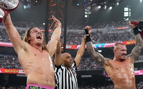 “他打不过我！”前 WWE 冠军的惊人言论，惹怒了罗曼·雷恩斯！
