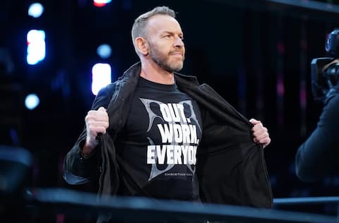 前WWE世界冠军克里斯坦感叹离开WWE一年整，并表示AEW是他余下职业生涯的家