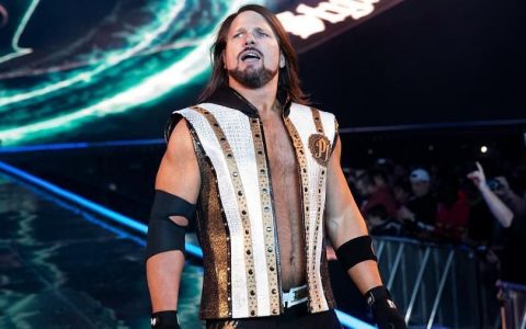 AJ斯泰尔斯以300W美金年薪与WWE成功续约！