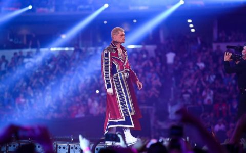 前AEW副总科迪成功首秀摔角狂热38，打败罗曼是回归条件之一？