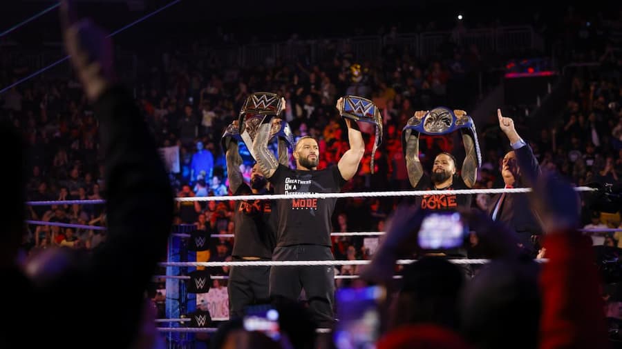 WWE SmackDown 第1181期:WWE环球冠军罗曼雷恩斯将揭晓罗门家族的下一步计划