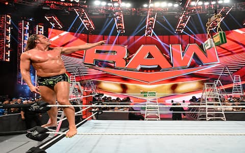 2021年的WWE RAW真的没有好看的比赛吗？盘点2021年WWE RAW最佳5场比赛