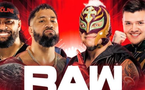 WWE RAW 第1523期：乌索兄弟在无可争议的 WWE 双打冠军赛中与雷尔父子战斗