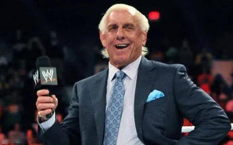 瑞克弗莱尔透露他很想回到WWE，并预告了新的职业生涯宣传片