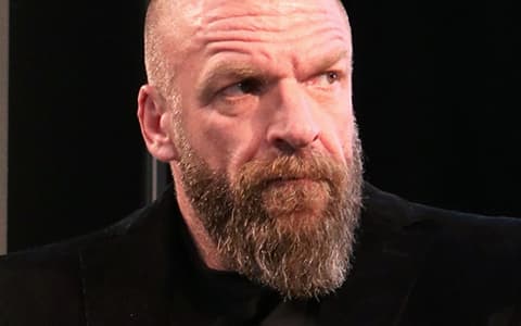 在Triple H的管理下,WWE解雇了五名超级明星