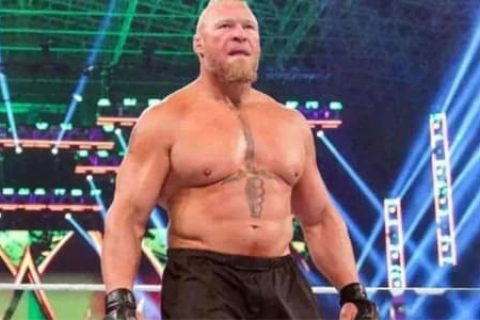 前WWE冠军希望与布洛克莱斯纳进行摔角狂热重赛