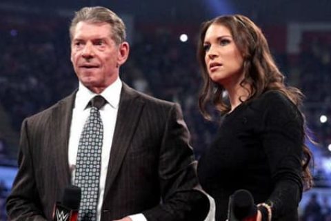 知名人士表示：AEW总裁托尼汗有能力收购WWE，但没能力管理WWE，两者不是一个级别。