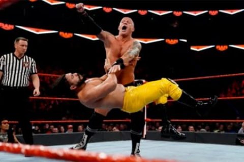 爆料！WWE的前冠军再次签约WWE