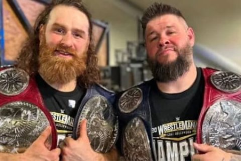WWE名人堂成员想要挑战凯文欧文斯和萨米赞恩的双打冠军