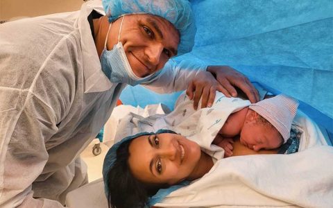WWE超级巨星冈瑟迎来第一个孩子，妻子Jinny诞下男婴