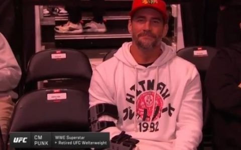 WWE明星CM朋克回顾失败的UFC职业生涯：“如果不打，我会后悔至今”