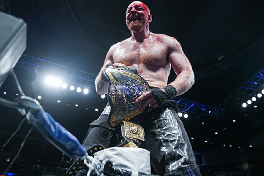 AEW的乔恩·莫克斯利将在伐木工死亡赛中捍卫IWGP世界冠军