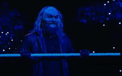 新的怀亚特主题二维码再现WWE RAW，事情变得越来越神秘了