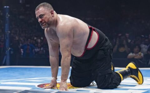 埃迪·金斯顿在NJPW复兴赛中受伤，AEW双或无赛事参赛成疑