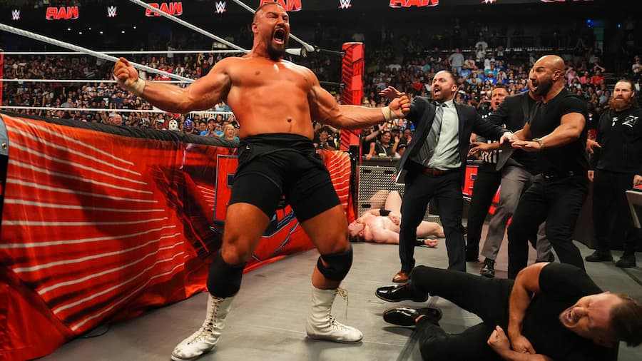 WWE选手抨击WWE保安,没能及时保护自己,害自己被揍