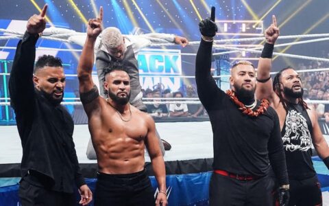 WWE SmackDown第1299期：索罗西科亚带领的新血统家族摧毁科迪罗兹