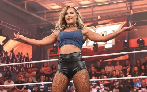 WWE 录制现场突发意外：法伦·亨利疑似受伤
