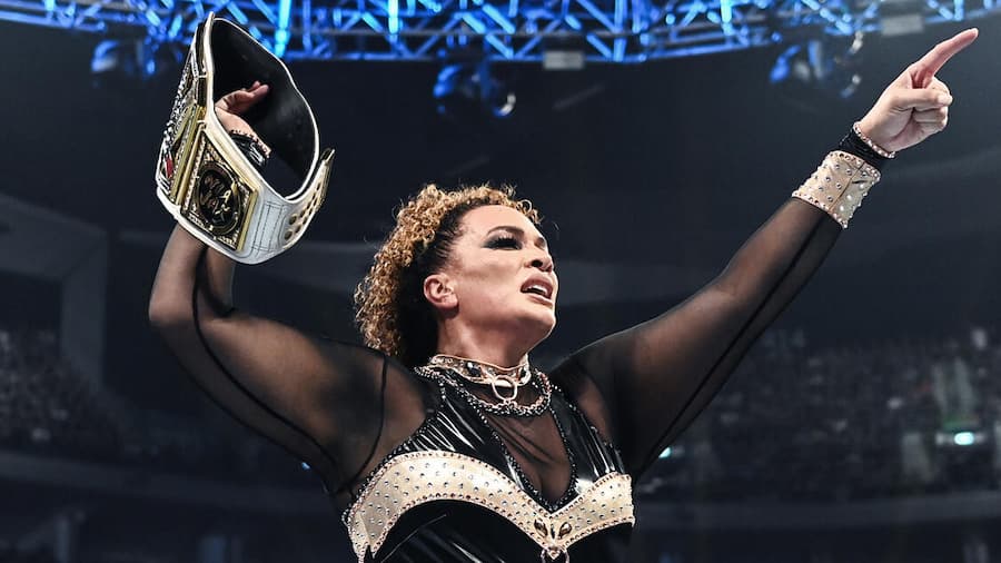 WWE SmackDown第1306期:奈亚·贾克斯仍于街头赛中击败了米钦