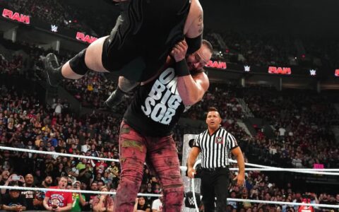 布朗·斯图曼和布朗森·里德在WWE Raw上大打出手！