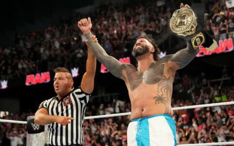 WWE RAW第1635期：杰·乌索击败布朗布雷克成为洲际冠军!