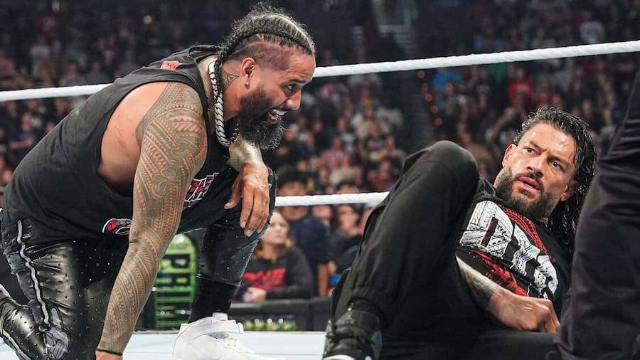 WWE SmackDown第1312期:吉米乌索告诉罗曼雷恩斯不在拥有血统家族