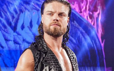 JD麦克唐纳在WWE Raw比赛中肋骨骨折、肺部穿孔，将缺席数月！