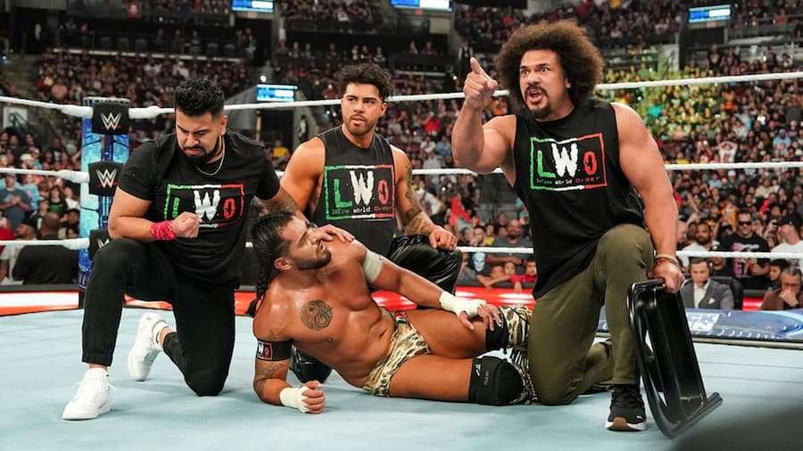 卡里托自曝WWE回归内幕:从“黑名单”到审判日家族,这波“真香”操作绝了!