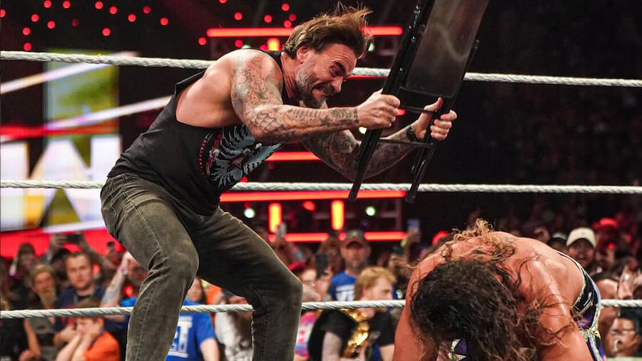 【已更新】WWE RAW第1667期：CM朋克让赛斯罗林斯失去了从杰乌索手中夺取世界重量级冠军的机会