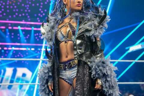 揭秘朱莉娅（Giulia）为何痛失 WWE 女子全美冠军：为“上位”铺路？