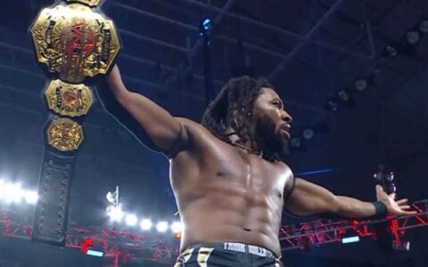 WWE惊现TNA世界冠军！Triple H召开全员健康大会，关心选手“黑科技”疗法！