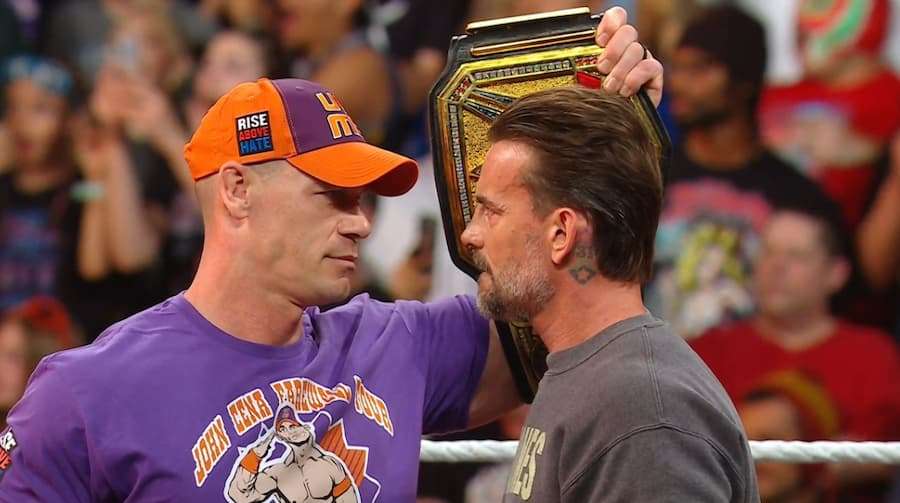 WWE冠军约翰·塞纳(John Cena)和CM朋克 CMpunk