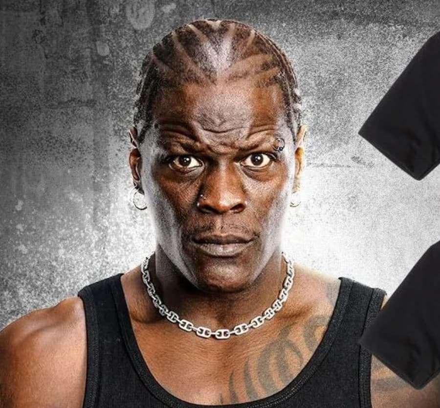 二柱子(R-Truth)在Raw节目剪发后以全新形象亮相!