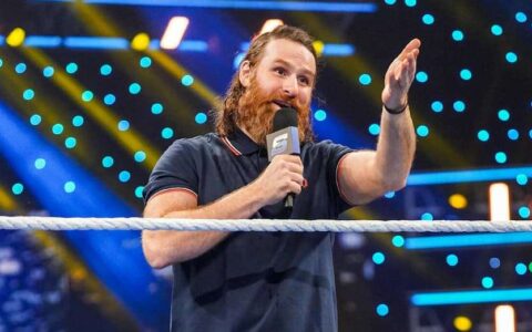 《SmackDown》直播信号突遭切断，卡里昂·克罗斯之名响彻全场！