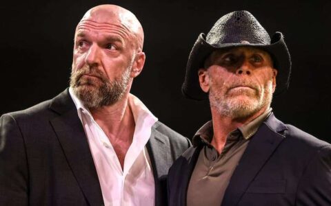 NXT惊喜之夜：王大锤（Triple H）回归并暗示将重新掌权！