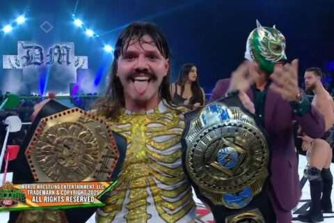 WWE最大逆子？多米尼克能否在退役赛“弑父”雷尔，踩着传奇登顶？