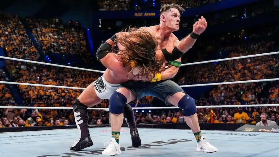 约翰·塞纳(John Cena)和AJ斯泰尔斯(AJ Styles)