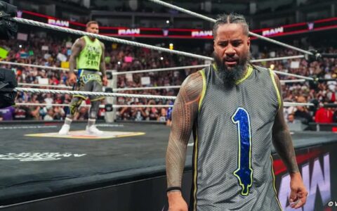 吉米·乌索（Jimmy Uso）、杰·乌索（Jey Uso）