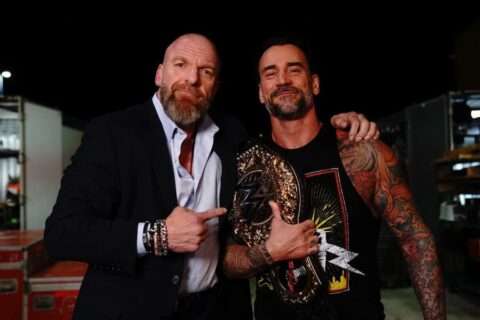 “野兽”含冤？布莱恩·丹尼尔森（Bryan Danielson）为巴蒂斯塔（Batista）抱不平：粉丝欠他一个道歉！