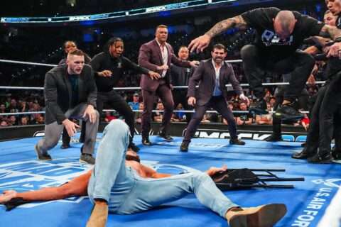 WWE SmackDown第1387期：兰迪奥顿无情攻击马特卡多纳