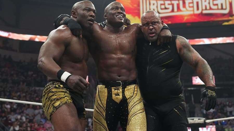 与MVP(MVP)以及谢尔顿·本杰明(Shelton Benjamin)一起,带领他们的组合 Hurt Syndicate 冲击AEW三人组冠军。