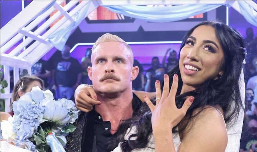 无疑是印蒂·哈特威尔(Indi Hartwell)与德克斯特·卢米斯(Dexter Lumis)这对经典情侣档“InDex”的重新聚首。