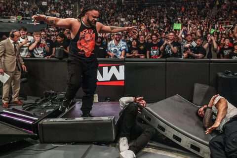 【已更新】WWE RAW第1720期：法图再次重创罗曼雷恩斯