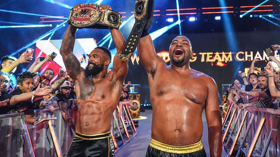 街头小子(The Street Profits)