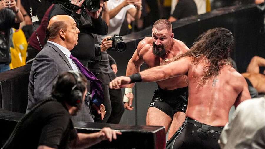 【已更新】WWE RAW第1723期：狼人法图认可罗曼，罗林斯vs布朗布雷克